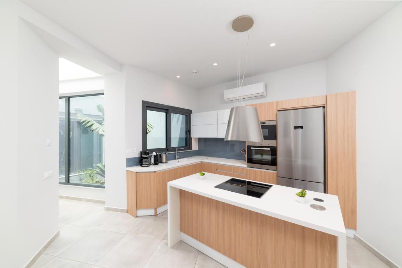 Villa Zaneti By Posarellivillas Agia Marina  ภายนอก รูปภาพ