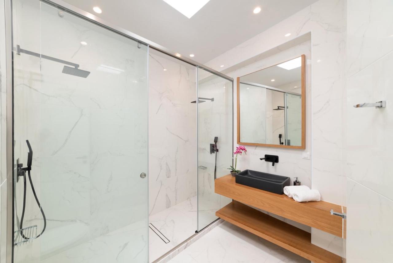 Villa Zaneti By Posarellivillas Agia Marina  ภายนอก รูปภาพ